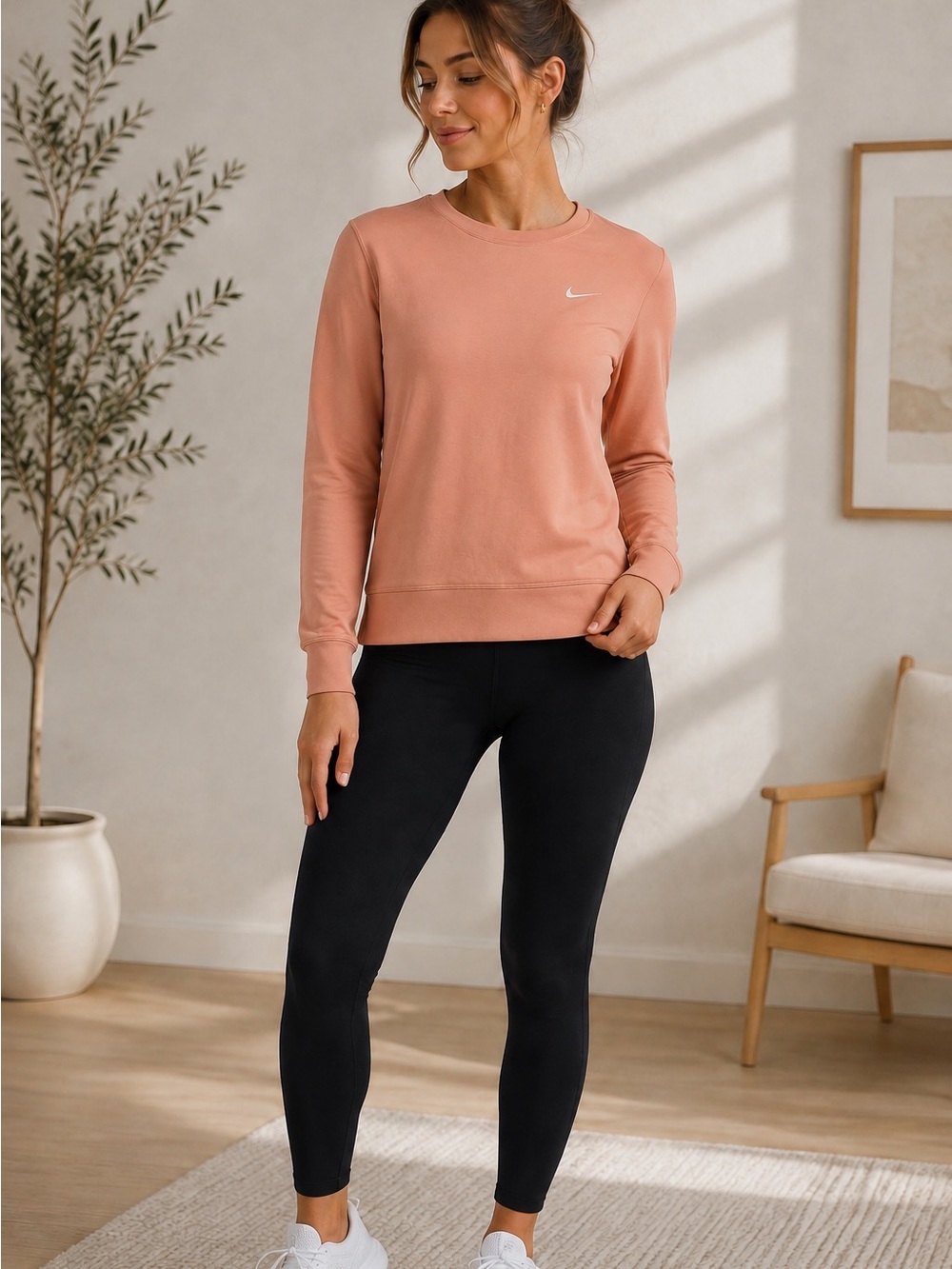 Nike Women’s Peach Crewneck Sweatshirt – Size Medium